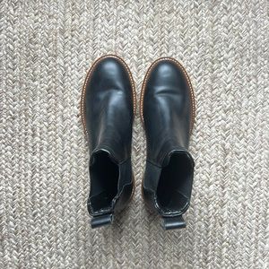 Everlane Chelsea Boots Size 6.5